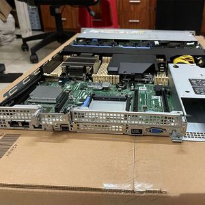 Serveur Rack R250 le plus vendu, processeur Xeon E-2334, 32 Go DDR4 3200 MT/s, H345, SSD 1,92 To 2,5 pouces, Rack 1U, 4 baies LFF, Garantie 3 ans - Product Image 1