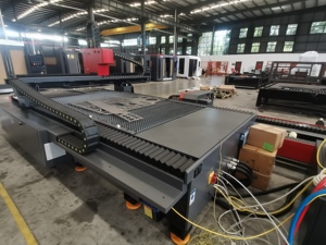 SUDA Bestseller Modell F3000E 3KW Faserlaser-Schneidemaschine Chinesischer Hersteller Blechbearbeitung Unterstützt AI BMP PLT Formate Hochleistung - Product Image 5