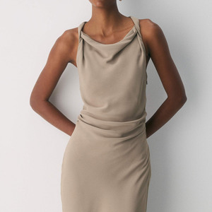 Vestido Midi Halter con Cuello Drapeado para Mujer, Elegante Vestido Ceñido sin Mangas con Cintura Fruncida, Color Taupe Sólido, para Fiestas Formales y Cócteles - Product Image 1