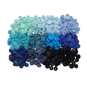 Boutons à pression en résine écologiques à motif personnalisé T3/T5/T8, boutons en forme de cœur colorés pour vêtements d'enfants, sac à couches - Product Image 2