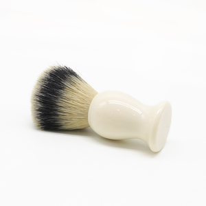 JDK, prix d'usine, brosse de rasage végétalienne 1 pièce, brosse moussante pour savon de barbier avec manche en acrylique de petite taille - Product Image 4