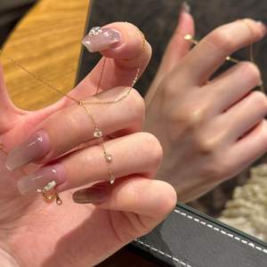 Exquisito Collar de Plata de Ley S925 con Diseño de Tres Piedras de Circonita en Forma de Gota de Agua, Simple y Elegante, las Lágrimas de las Estrellas - Product Image 5