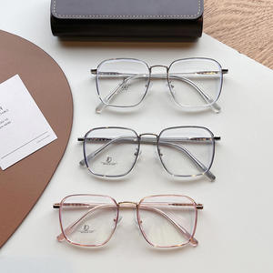 Montura de Gafas Rectangulares Coco Optical Extra Anchas con Protección Anti Luz Azul para Mujer, Lentes de Acero Inoxidable TR, Puente Mediano - Product Image 4