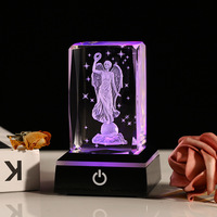 Lampe de nuit en cristal carrée gravée au laser 3D personnalisée avec base éclairée au toucher pour cadeaux ou ornements