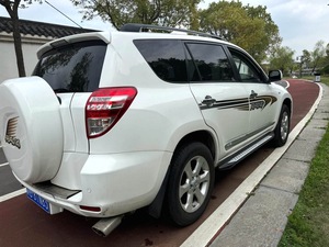Toyota <span class=keywords><strong>RAV4</strong></span> 4WD del 2009 Usato, SUV Automatico con Sedili in Pelle, Alimentazione a Benzina, Pneumatici R18, Guida a Sinistra, Tetto Apribile - Product Image 4