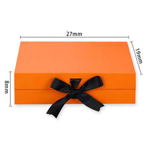 Caja de Regalo de Cartón Grande de Lujo para Ropa y Prendas de Vestir, con Cierre de Listón, Personalizable - Product Image 5