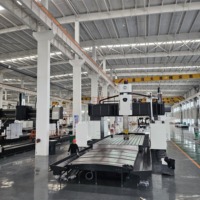 Centre d'usinage à portique de type manuel/CNC Taiwan Dawei/GMC8033, contrôleur FANUC 90 °   Tête de fraisage