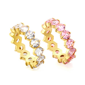 แหวนเพชรทรงเรขาคณิตสำหรับผู้หญิง ชุบทอง 18k ประดับเพชรแบบฝังขอบ เหมาะสำหรับใส่ทุกวัน - Product Image 1