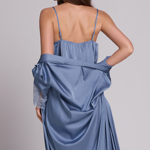 Dropshipping MAISON COEUR Robe de Nuit Femme Élégante en Satin Soie Tactile Col V Manches Trois Quarts Rose/Bleu Haute Qualité pour l'Été - Product Image 6