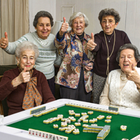 Vente en gros en plein air pas cher Table pliante Mahjong en plastique blanc pour les événements de fête
