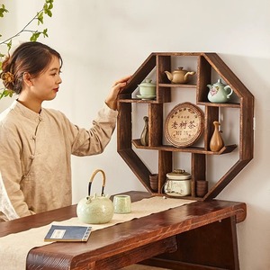 Estante de exhibición de madera maciza para montar en la pared, estilo chino, geométrico, con múltiples compartimentos, para guardar té, juego de té y tazas. - Product Image 2