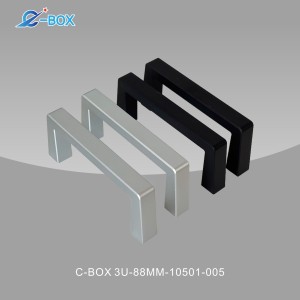 ZSTC C-BOX Schroff Nvent Poignée avant monobloc, largeur 12,2 mm, anodisé noir, 249 mm, interaxe 88 mm, 133,4 mm, 235 mm, 3U, 6U, 9U, 10501-029 - Product Image 2
