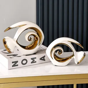 Articoli da regalo ornamenti di pesce in ceramica oro decorazioni per interni ufficio pezzo da scrivania accessori decorativi moderni decorazioni per la casa di lusso