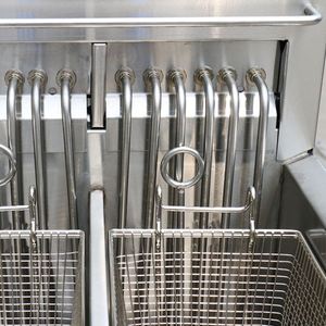 Friteuse électrique numérique commerciale en acier inoxydable avec système de filtration à réservoir unique, capacité d'huile de 17-20L, 2 paniers - Product Image 3