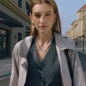 Kalung Rantai Cuban Mutiara Air Tawar Minimalis J&D, Baja Anti Karat Berlapis Emas 18K, Gesper Toggle OT, Perhiasan Klasik - Product Image 2