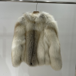 Giacca Invernale a Maniche Lunghe in Vera Pelliccia, Cappotto in Pura Pelliccia di Volpe Naturale, Cappotto Bianco da Donna in Pelliccia di Volpe Kimdo - Product Image 2