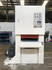 Machine à poncer à bande large de petite taille <span class=keywords><strong>pour</strong></span> le travail du bois automatique, bois massif, MDF, meubles, armoires - Product Image 3