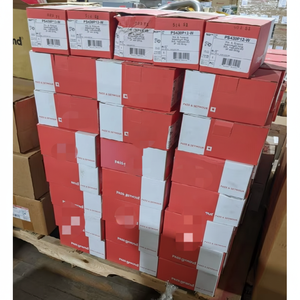 Lote de 10 piezas de enchufe hermético de manga de 2 pines 30A 125250VAC 3P 4W NOS nuevo Original listo Stock automatización Industrial PAC Dedica - Product Image 1