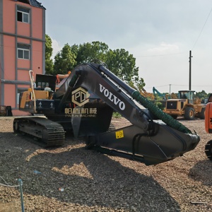 รถขุดตีนตะขาบ Volvo EC240 มือสอง ลดราคาพิเศษ ขนาด 24 ตัน ตัวถังยาว นำเข้าจากสวีเดน พร้อมเครื่องยนต์ดีเซล Cummins C8.3-C - Product Image 3