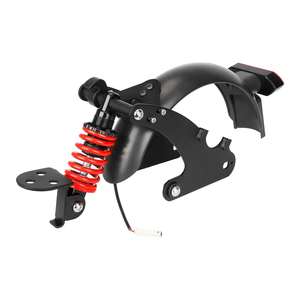 Garde-boue arrière ULIP V4 avec clignotant, support métallique et amortisseur pour trottinette électrique Pro - Product Image 3