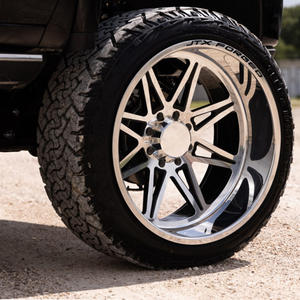 Rueda Forjada de Plato Profundo, Totalmente Pulida, Cóncava, Brillante, de 20-26 Pulgadas, 8x165/200 mm, para Ram1500/Ram2500/F-250/F-350, Uso Pesado - Product Image 1