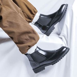 Bottes Chelsea pour hommes, chaussures en cuir à tige haute, style business, brogues décontractées, bottes courtes pour hommes - Product Image 3