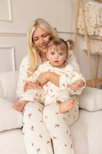 Op maat gemaakte geprinte familiepyjama's met lange mouwen, 2-delig, dames, strikprint, label, knoop, lange mouwen, bamboevezel pyjama's, loungewear set - Product Image 3