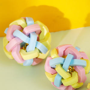 Kediler ve yavrular için Hollow renkli <span class=keywords><strong>TPR</strong></span> interaktif top oyuncak sevimli çan ses küçük çan sevimli tarzı oyun oyuncaklar - Product Image 3