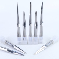 Spesifikasi Berbeda Alat Pemotong Solid Carbide End Mills Taper Straight Groove Reamer Alat Pemotong CNC untuk Mesin Bubut Logam