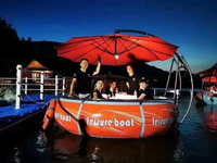 Petit bateau chinois en plastique dur, barbecue, beignet, bateau de rafting, moteur électrique bon marché, mini bateau à réaction à vendre
