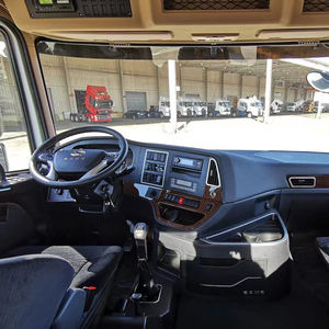 Ofertas por tiempo limitado Camc H9 CNG 6x4 Camión de remolque LHD Transporte de ingeniería de segunda mano Camión tractor de servicio pesado a la venta - Product Image 6