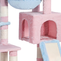 Structure d'escalade pour chat en bois intégrée avec griffoir en sisal, plateforme de saut, design minimaliste, exportation en carton