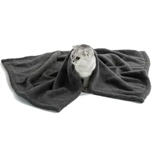 Dropship Stocked Fluffy Fleece Dog Blanket, Waterproof Pet Throw Blankets for Cat