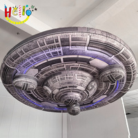 Modèle de vaisseau spatial OVNI gonflable avec éclairage LED suspendu pour la décoration d'événements sur le thème de la science-fiction