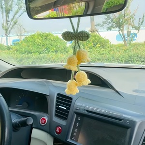 Little Lily Accessori Auto Carini per Donne, Decorazione per Specchietto Auto con Fiore Lavorato a Mano all'Uncinetto, Ornamento Pendente per Auto - Product Image 3