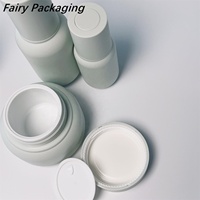 Vente en gros d'usine de flacons de savon liquide blancs vides 30ml 50ml 100ml 150ml en plastique violet et vert avec applicateur pour pompes à eau