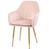 Vente en gros de chaises modernes de salon colorées en rose, pieds en métal doré, chaises souples, chaises de salle à manger en velours avec accoudoirs