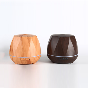 Wooden Classic 550ml 7 Color Led Light Ultrasonic Humidifier 2023 Essential Fragrance Cool Mist Smart Electric for Home - Product Image 1