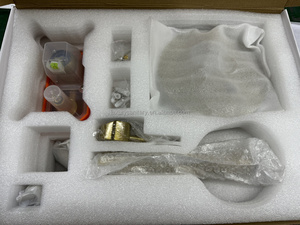 Ensemble de kit de garniture de <span class=keywords><strong>baignoire</strong></span> murale à trois fonctions pour <span class=keywords><strong>douche</strong></span> chaude et froide <span class=keywords><strong>en</strong></span> or brossé avec poignée unique - Product Image 5