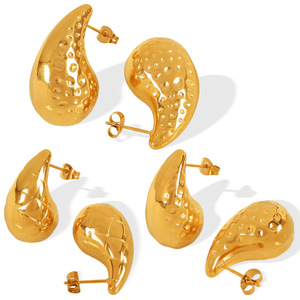 ต่างหูทรงหยดน้ำสีทอง ชุบทอง 18K เครื่องประดับแฟชั่นสำหรับงานปาร์ตี้ - Product Image 5