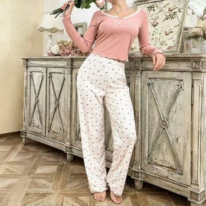 Nouvel ensemble de pyjama décontracté 2025 pour la maison avec col en dentelle et bordure en soie, manches longues 7052 - Product Image 4