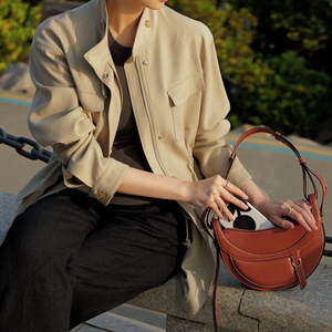 Sac à bandoulière élégant <span class=keywords><strong>pour</strong></span> femmes, nouveau style rétro, sac à main de luxe de style designer, sac messager demi-lune <span class=keywords><strong>pour</strong></span> le shopping et le quotidien - Product Image 4