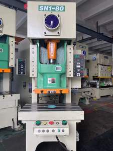 Presse à poinçonner CNC d'<span class=keywords><strong>occasion</strong></span> de haute qualité, presse <span class=keywords><strong>pneumatique</strong></span> de 80 tonnes - Product Image 4