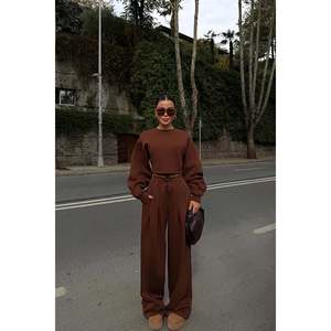 ชุดวอร์มกันลมระบายอากาศได้ดี แบรนด์บราวน์ น็อกซ์ รุ่นแอคทีฟแวร์  แบบเข้ารูป  หนังเทียม  ชุดออกกำลังกาย 2 ชิ้น  ลายพิมพ์ซับลิเมชั่น สำหรับฤดูหนาว  แบบ 2 ชิ้น  ระบายอากาศได้ดี - Product Image 5