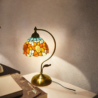 Lampe de table en verre teinté floral style Tiffany, lampe de chevet en métal et fer, lampe de lecture florale pour chambre à coucher et salon