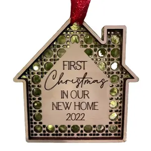 2024籐のクリスマスハウスオーナメント木製の新しいホームオーナメントの最初のクリスマス