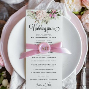 Tarjetas de Menú de Boda de Papel de Algodón con Diseño Floral Rosa, Nombres Personalizados, Fecha, Cuerda Dorada, para Mesa - Product Image 3