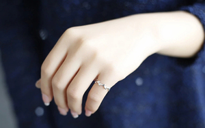 Nhẫn bạc nữ thiết kế đơn giản, kiểu dáng lá, có thể điều chỉnh kích cỡ, bán sỉ - Product Image 4