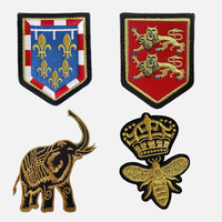 Fabricant de badges uniformes personnalisés OEM avec broderie en fil métallique or et argent