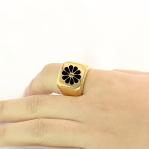 Anillos de Moda de Acero Inoxidable, Anillo Cuadrado con Diseño de Girasol de 18MM, Grabado Láser, para Mujer, Regalo, Joyería - Product Image 2